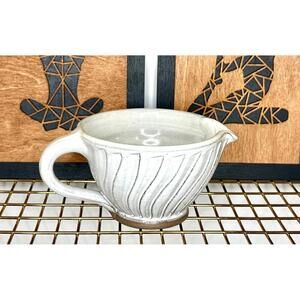 Vintage Japanese Studio Pottery Katakuchi Bowl – Stamped – Handcrafted